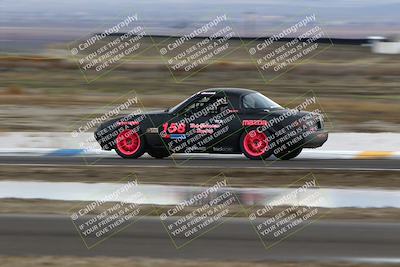 media/Nov-16-2025-CalClub SCCA (Sun) [[2975c16dfc]]/Group 4/Turn 1/